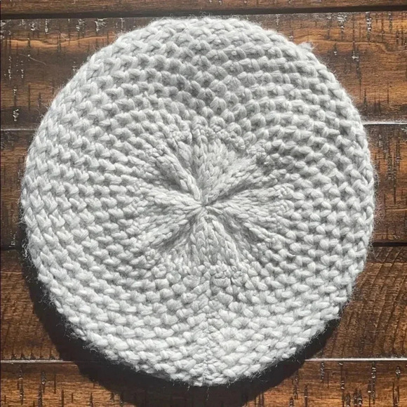 Primark Gray Knit Hat - Picture 1 of 3